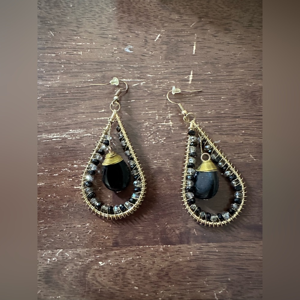 Black Onyx Earrings - Picture 2 of 3